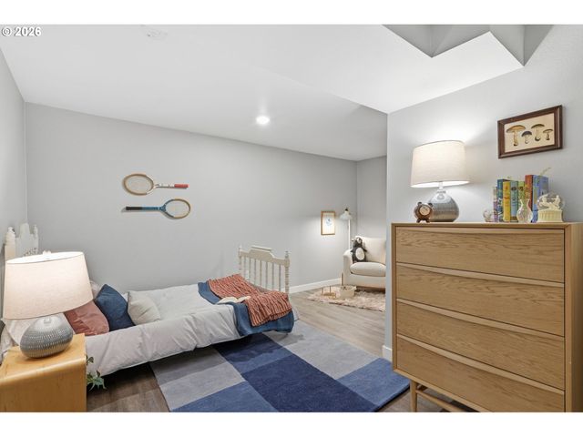 3708 Sw PATTON Rd, Portland, OR 97221