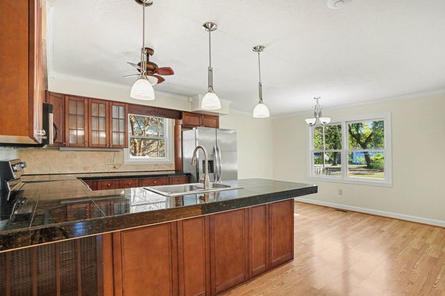 620 8th Ave. S, Surfside Beach, SC 29575