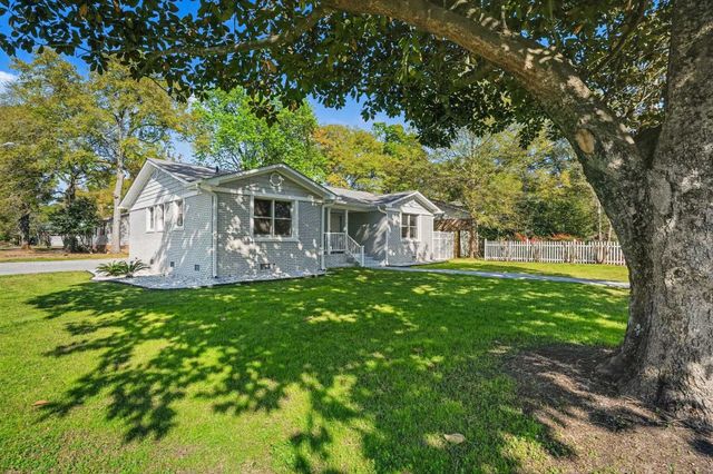 620 8th Ave. S, Surfside Beach, SC 29575