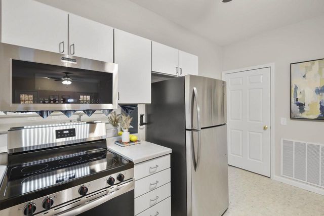 2831 Cimarron Trail, Madison, WI 53719