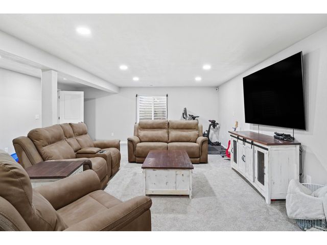 918 S Depot Dr, Milliken, CO 80543