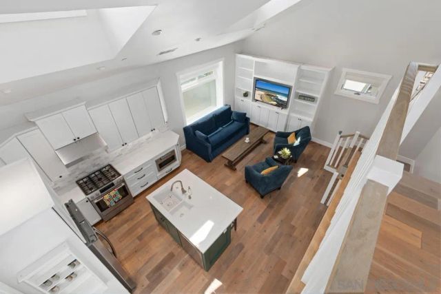 851 C Ave., Coronado, CA 92118