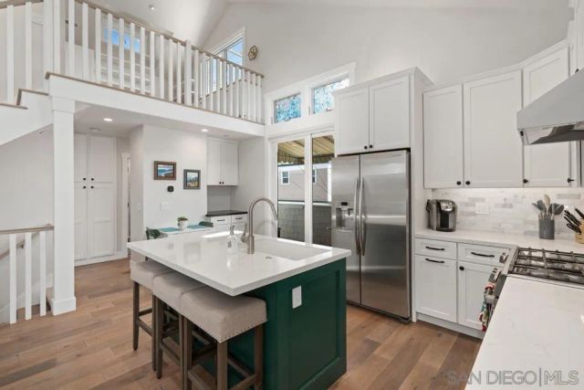 851 C Ave., Coronado, CA 92118