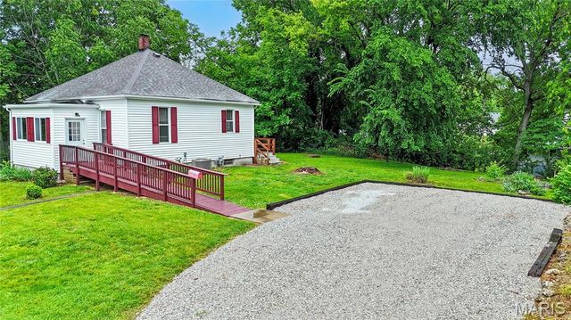 325 Garesche Street, Collinsville, IL 62234
