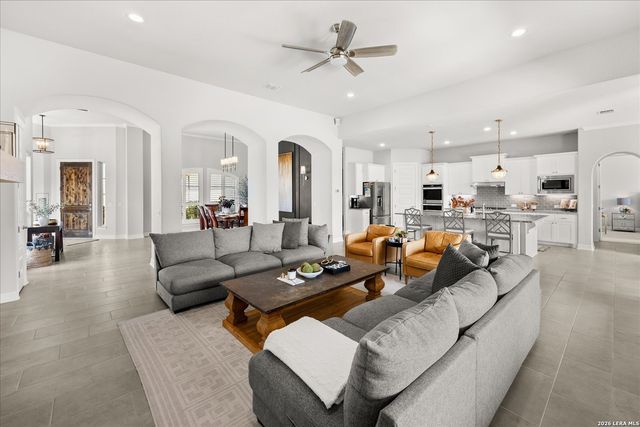 114 El Cielo, Boerne, TX 78006