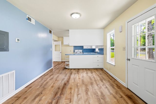 304 W Live Oak, Fredericksburg, TX 78624