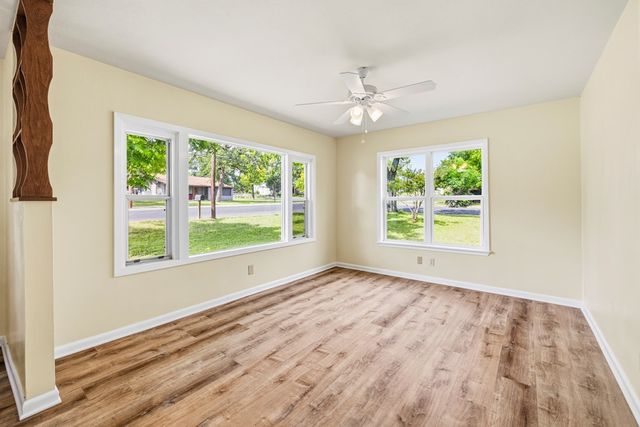 304 W Live Oak, Fredericksburg, TX 78624