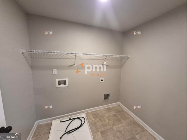 5051 Pioneer Parkway, Mcdonough, GA 30253