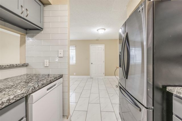 11002 Hammerly Boulevard 118, Houston, TX 77043