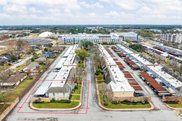 11002 Hammerly Boulevard 118, Houston, TX 77043