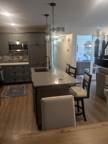 12603 Sherwood Place, Minnetonka, MN 55305