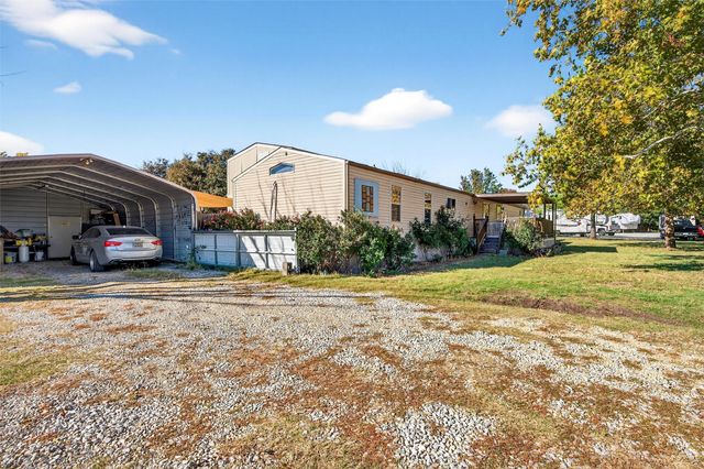 18008 Cindys Lane, Justin, TX 76247