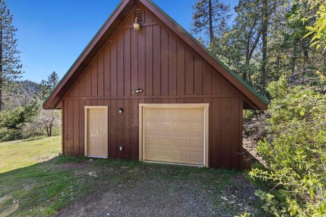 10625 Forbestown Rd, Challenge, CA 95925