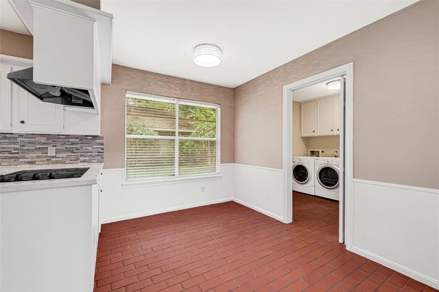5702 Vestavia Drive, Houston, TX 77069