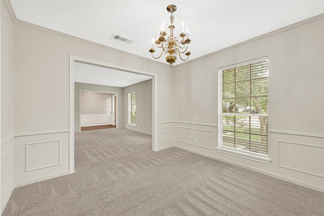 5702 Vestavia Drive, Houston, TX 77069