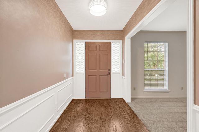 5702 Vestavia Drive, Houston, TX 77069