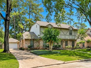 5702 Vestavia Drive, Houston, TX 77069