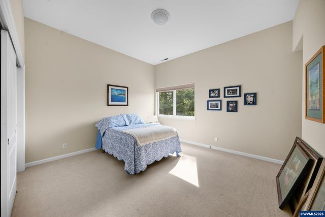 6727 River Springs Dr S, Salem, OR 97306