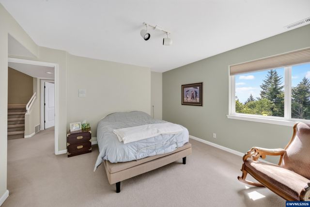 6727 River Springs Dr S, Salem, OR 97306