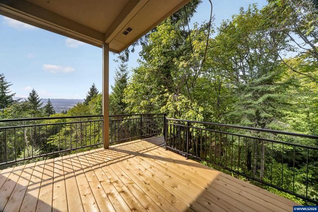 6727 River Springs Dr S, Salem, OR 97306