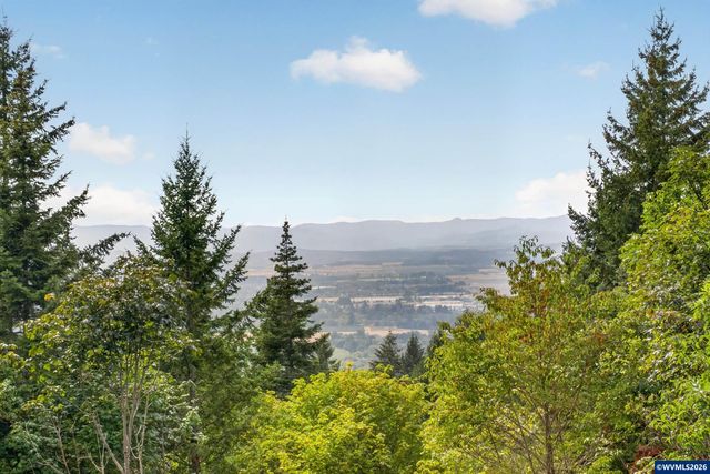 6727 River Springs Dr S, Salem, OR 97306