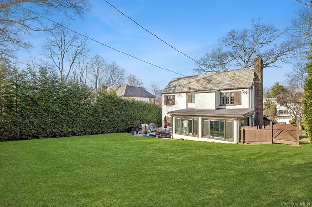 44 Old Ox Road, Manhasset, NY 11030