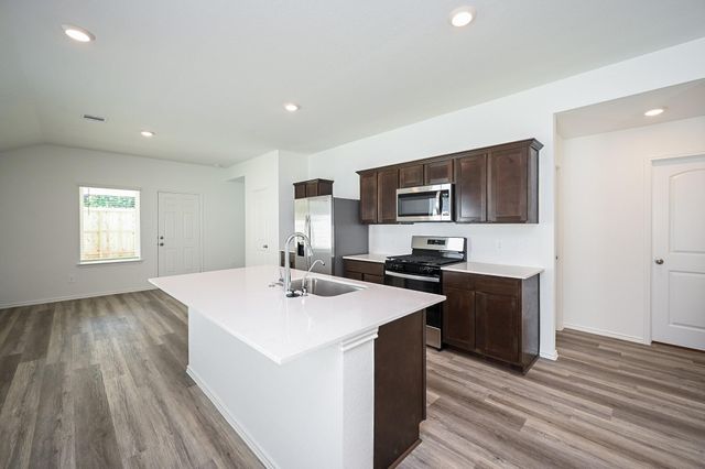 1003 Vilana Ridge Land, Houston, TX 77090