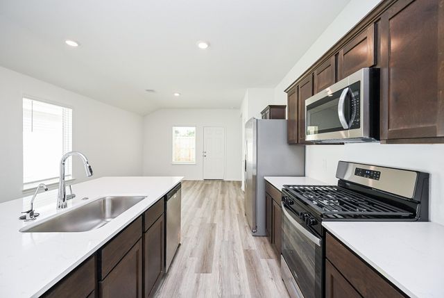 1003 Vilana Ridge Land, Houston, TX 77090