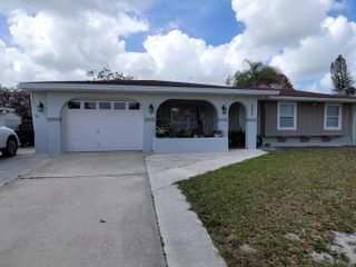 262 NE Floresta Drive, Port St. Lucie, Port St Lucie, FL 34983
