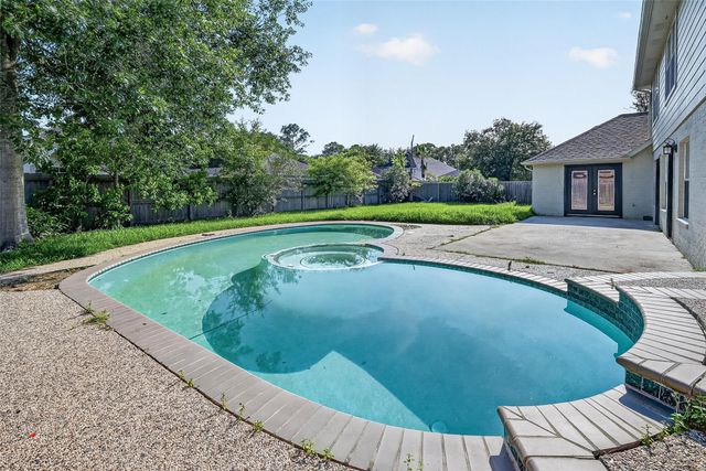 20515 Forest Stream Drive, Houston, TX 77346