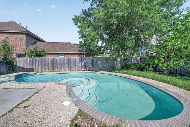 20515 Forest Stream Drive, Houston, TX 77346