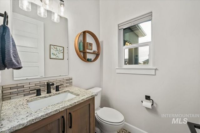 8921 E Lavender Dr, Nampa, ID 83687