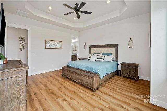 8921 E Lavender Dr, Nampa, ID 83687