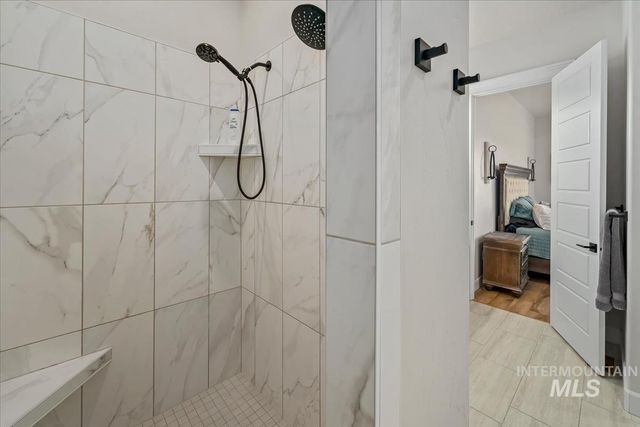 8921 E Lavender Dr, Nampa, ID 83687