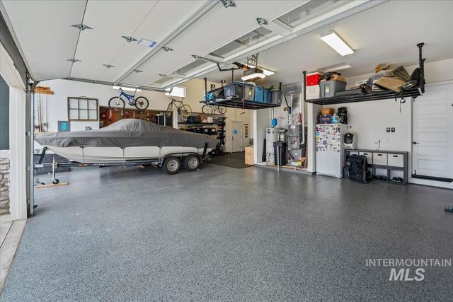 8921 E Lavender Dr, Nampa, ID 83687