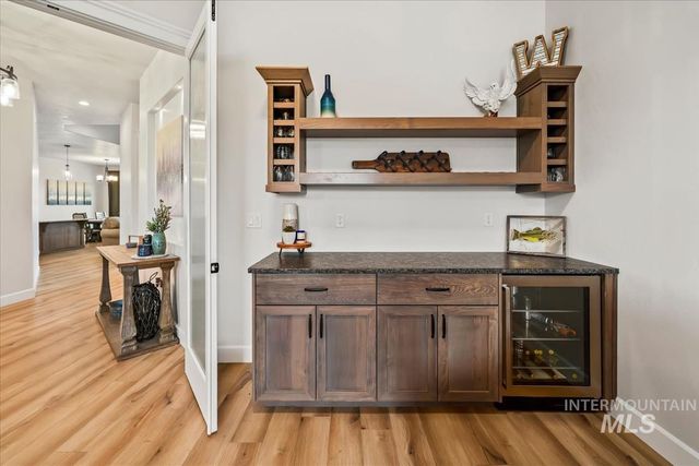 8921 E Lavender Dr, Nampa, ID 83687