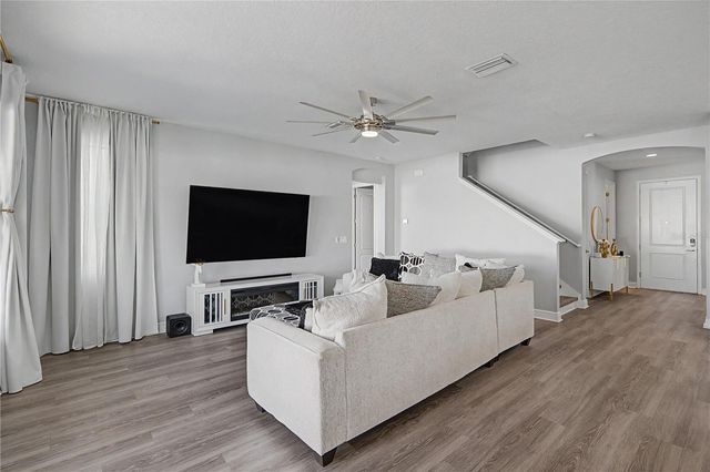 19939 HIDDEN GLEN DRIVE, Land O Lakes, FL 34638