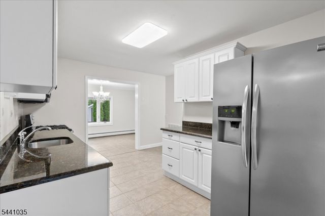 40 Hunterdon Rd, West Orange Twp., NJ 07052