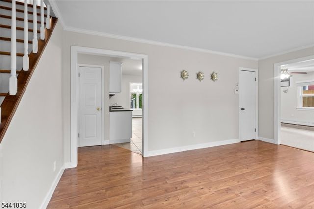 40 Hunterdon Rd, West Orange Twp., NJ 07052