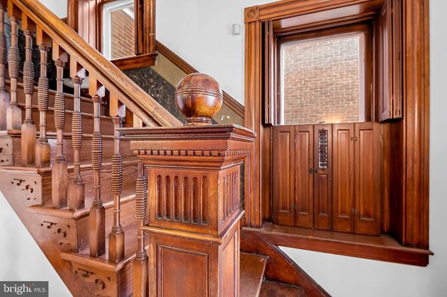 55 PENNSYLVANIA AVE, Westminster, MD 21157