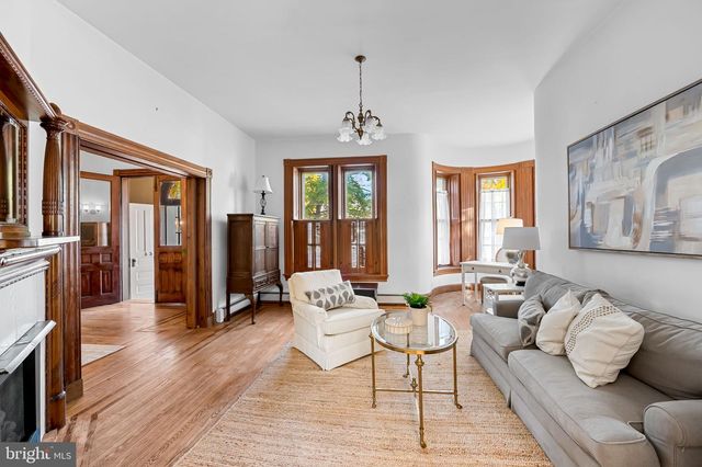 55 PENNSYLVANIA AVE, Westminster, MD 21157