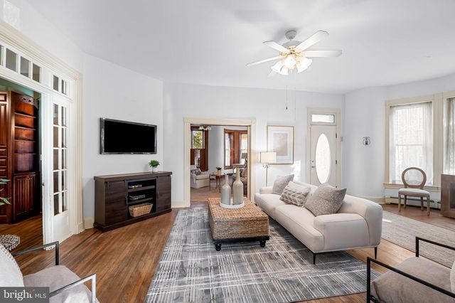 55 PENNSYLVANIA AVE, Westminster, MD 21157