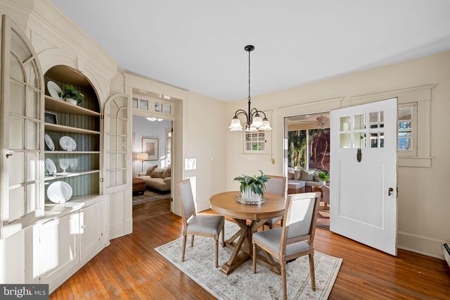 55 PENNSYLVANIA AVE, Westminster, MD 21157