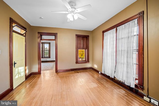 55 PENNSYLVANIA AVE, Westminster, MD 21157