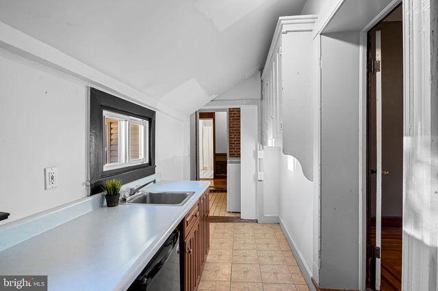 55 PENNSYLVANIA AVE, Westminster, MD 21157