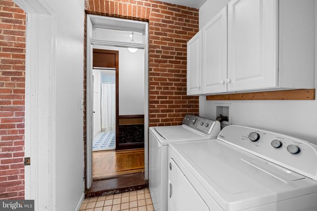 55 PENNSYLVANIA AVE, Westminster, MD 21157