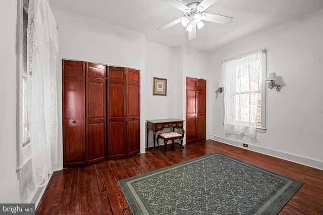 55 PENNSYLVANIA AVE, Westminster, MD 21157