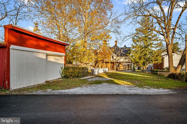 55 PENNSYLVANIA AVE, Westminster, MD 21157