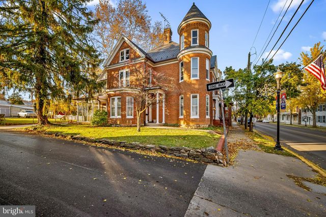 55 PENNSYLVANIA AVE, Westminster, MD 21157