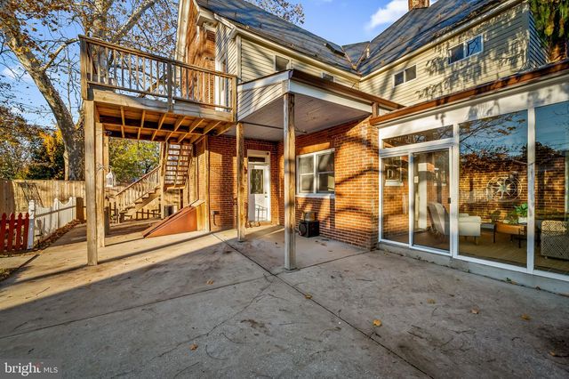 55 PENNSYLVANIA AVE, Westminster, MD 21157